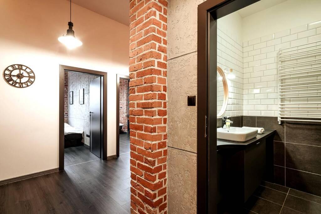 Pilsudskiego48 Wrocław Kültér fotó